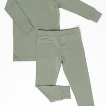 Load image into Gallery viewer, Acadian - CloudBlend™ Long Sleeve Pajamas Set

