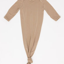 Load image into Gallery viewer, Desert Lark - CloudBlend™ Sleep Gown
