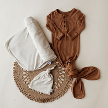 Load image into Gallery viewer, oatmeal ribbed stretchy swaddle
