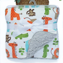 Load image into Gallery viewer, Baby Blankets New Layer Coral Fleece Infant Swaddle  Wrap Owl Printed Newborn Baby Bedding Blanket
