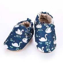 Load image into Gallery viewer, Kid Girls Boy First Walkers Soft Infant Toddler Shoe Cute Flower Footwear For Newborns Baby Shoes
