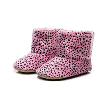 Load image into Gallery viewer, Cute Baby Infants Shoes Dot Knitting Boots Casual Non-slip Soft Soled Walking Shoes
