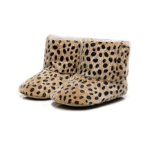 Load image into Gallery viewer, Cute Baby Infants Shoes Dot Knitting Boots Casual Non-slip Soft Soled Walking Shoes
