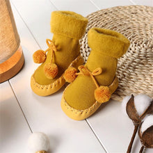 Load image into Gallery viewer, Warm Baby Shoes Newborn Autumn Winter Children Anti Slip Soft Solid Thicken Comfortable Butterfly Knot Shoes For Boys And Girls
