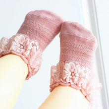 Load image into Gallery viewer, New Baby Socks Cute Lace Flower Bows Newborn Baby Girl Socks Cotton Princess Girls Socks
