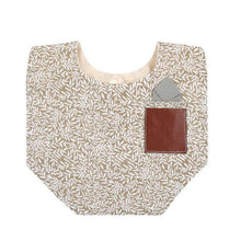 Load image into Gallery viewer, Floral Vintage Newborn Double Side Bibs Boys Girls Waterproof Linen Cotton Saliva Towel
