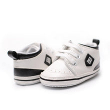 Load image into Gallery viewer, New Newborn Baby 3D Wings Gold Fashion PU Leather Shoes For Kids Sneakers Infant Shoes Toddler Boys Girls First Walkers
