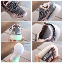 Load image into Gallery viewer, New Baby Flashing Lights Sneakers Toddler Little Kid LED Sneakers Children Luminous Shoes Boys Girls Sport Running Shoes
