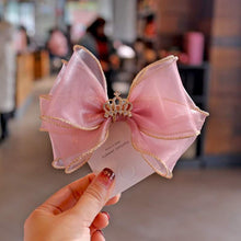 Load image into Gallery viewer, Luxury Modern Pearl Handmade Baby Girls Bowknot Crown Headband Lace Elastic Hair Band Bow For Girls Baby
