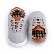 Load image into Gallery viewer, New Newborn Baby 3D Wings Gold Fashion PU Leather Shoes For Kids Sneakers Infant Shoes Toddler Boys Girls First Walkers
