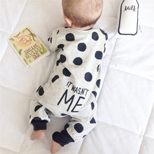 Load image into Gallery viewer, Newborn Baby Rompers Pajama Cotton Cute Letter I Love Daddy and Mummy Long Sleeve rompers Clothes For Baby Kids
