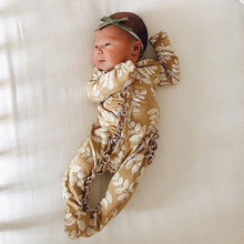 Load image into Gallery viewer, Newborn Kid Baby Girls long Sleeve Floral Romper Elegant Ruffles Jumpsuit Flower Cute Sweet Outfit

