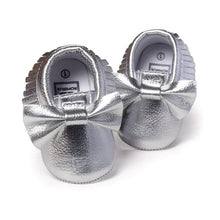 Load image into Gallery viewer, Spring Baby Shoes PU Leather Newborn Boys Girls Shoes First Walkers Baby 0-18 Months
