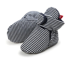 Load image into Gallery viewer, Baby Newborn Faux Fleece Winter Warm Infant Toddler Shoes Classic Floor Boys Girls Boots
