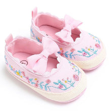Load image into Gallery viewer, First Walkers Baby Girls Soft Soled Anti-Slip White Bow Shoe Luxury Stylish Shoes For Baby Girl Perfect Gift

