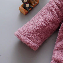 Load image into Gallery viewer, Baby Girls Winter Coats Newborn Baby Thick Velvet Outerwear For  Toddler Hoodies For Girls With Heart Print Design For Girls And Babies
