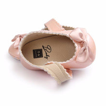 Load image into Gallery viewer, Red Princess Baby Girl Shoes Newborns Butterfly-knot PU Leather Shoes Infants Crib Soft Fashion Footwear Shoes
