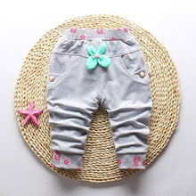 Load image into Gallery viewer, New Spring 100% cotton High-quality Cute Butterfly Embroidery Pattern Baby Girls Pants For 0-3 year Baby Girl
