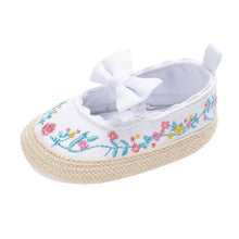Load image into Gallery viewer, First Walkers Baby Girls Soft Soled Anti-Slip White Bow Shoe Luxury Stylish Shoes For Baby Girl Perfect Gift
