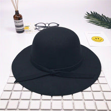Load image into Gallery viewer, Modern Elegant Baby Summer Sweet Girls Hat With Bow knot Bowler Beach Hat  For Girls
