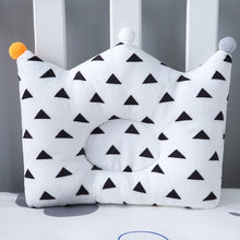 Load image into Gallery viewer, Newborn Boys Girls Nursing Pillows Home Decoration Pillow Cushion Cotton Bedding for Kids Baby Pillow
