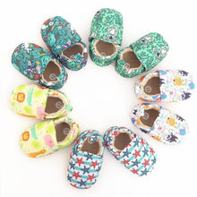 Load image into Gallery viewer, Newborns Soft Baby First Walkers Infant Toddler Shoes Cute Flower Soles Durable Crib Shoes Kids Footwear
