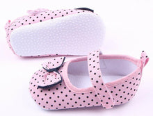 Load image into Gallery viewer, Baby Summer Shoes Anti-slip Sole Crib Shoe Bowknot Dot Print Casual For 3-12 Months Baby
