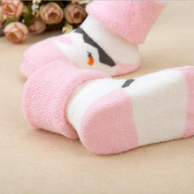 Load image into Gallery viewer, 1 Pair Newborn Cotton Striped Warm Slippers Socks For Baby Girls And Boys Very Comfortable And Soft Material
