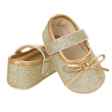 Load image into Gallery viewer, Baby Newborn Infant Princess Shoes Comfortable Sole Baby Infant 0-18M Soft Material Cute Unique Design
