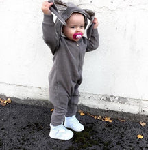 Load image into Gallery viewer, Cute Cartoon Spring Autumn Baby Rompers Infant Baby Boy Jumpers Kids Baby Girl Outfits Comfortable Stylish Clothes
