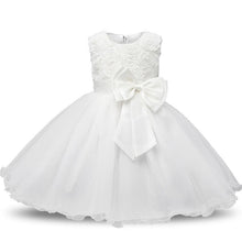 Load image into Gallery viewer, Handmade Luxury New Elegant Girls White First Birthday Party Wear 3D Rose Flower Dress Toddler Girl IWth Big Bow

