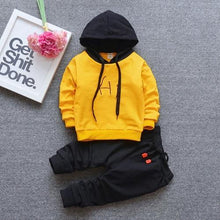 Load image into Gallery viewer, Modern Luxury Classic style Fall Baby Boys and Girls Clothing Set T-shirt Tops Pant Tracksuits Outfits For Kids
