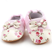 Load image into Gallery viewer, Kid Cute Girls Boy First Walkers Soft Infant Toddler Shoes Flower Footwear For Newborns Baby Shoes
