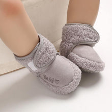 Load image into Gallery viewer, Newborn Soft Baby Boys Girls Toddler Shoes Comfortable Bottom Infant Shoes Warm Snow Boots
