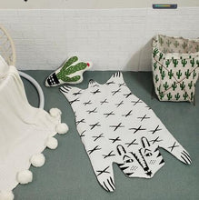 Load image into Gallery viewer, Creative Elephant Design Baby Play Mat  Round Carpet Cotton Animal Play Mat Newborn Infant Crawling Carpet For Baby Kids
