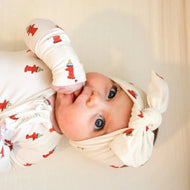 A Baby Station Fire Hydrant Bow/Beanie