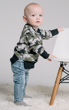 Load image into Gallery viewer, Light Wash Denim

