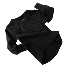 Load image into Gallery viewer, Long Sleeve Pocket Tee - Black
