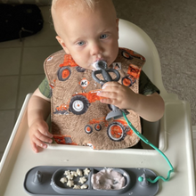 Load image into Gallery viewer, 2-in-1 Teether &amp; Training Spoon

