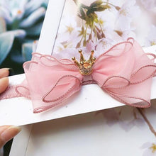 Load image into Gallery viewer, Luxury Modern Pearl Handmade Baby Girls Bowknot Crown Headband Lace Elastic Hair Band Bow For Girls Baby
