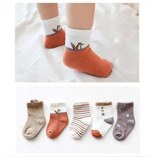 Load image into Gallery viewer, Baby Girls Cotton Cartoon Autumn Socks For Newborn Toddler Unique Style Soft Material Cute Colors

