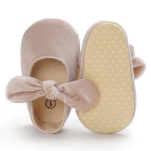 Load image into Gallery viewer, Baby Shoes Cute Bowknot Newborn Shoes Soft Bottom Anti Slip Toddler Girls Princess Shoes
