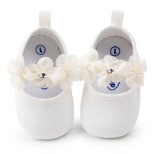 Load image into Gallery viewer, Baby Shoes Cute Bowknot Newborn Shoes Soft Bottom Anti Slip Toddler Girls Princess Shoes
