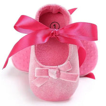 Load image into Gallery viewer, Baby Shoes Cute Bowknot Newborn Shoes Soft Bottom Anti Slip Toddler Girls Princess Shoes
