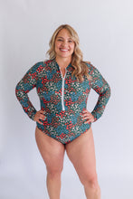 Load image into Gallery viewer, Long Sleeve One Piece Zip Up Breastfeeding Swimsuit 2026

