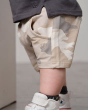 Load image into Gallery viewer, Harem Short - Faded Camo
