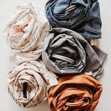 Load image into Gallery viewer, Tazzo Ring Sling Carrier
