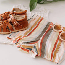 Load image into Gallery viewer, The Closed Toe Sandal
