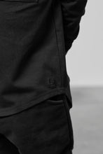 Load image into Gallery viewer, Long Sleeve Pocket Tee - Black
