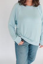 Load image into Gallery viewer, Free Flowing Lightweight Long Sleeve Nursing Top
